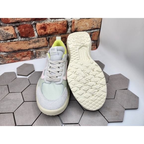 Vans Ultrarange Neo Vr3 Light Yellow Green Mint Pink Size US 8 Men New - Picture 4 of 11